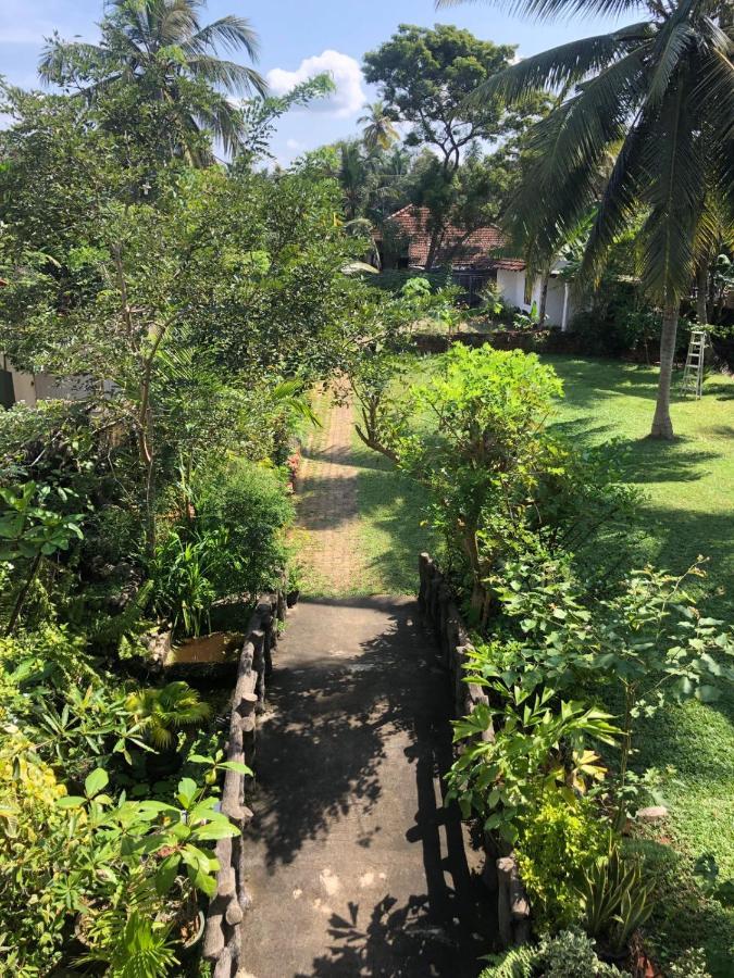 Candle House Kalutara Bagian luar foto