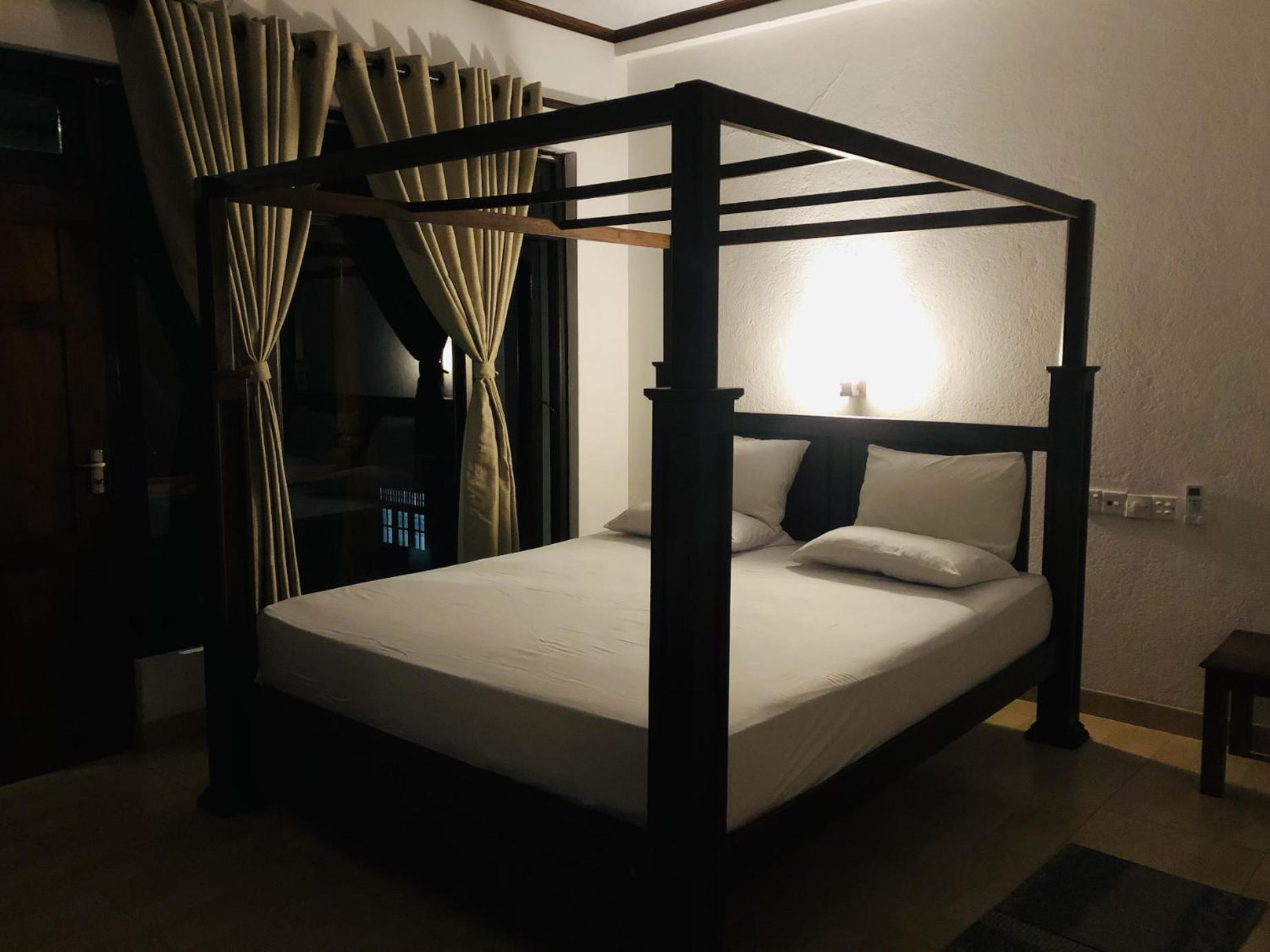 Candle House Kalutara Bagian luar foto
